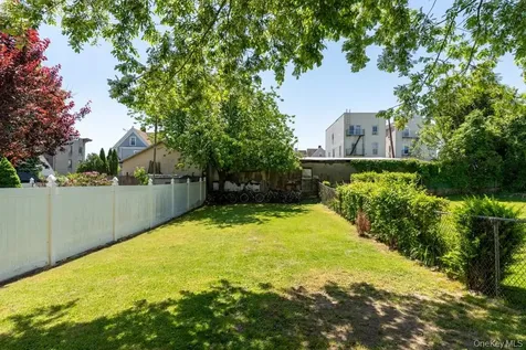 304 Lockwood Avenue New Rochelle NY 10801