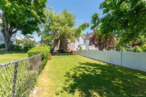 304 Lockwood Avenue New Rochelle NY 10801