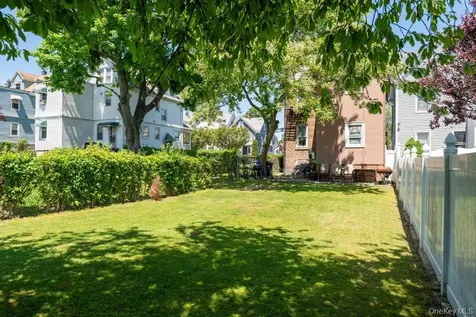 304 Lockwood Avenue New Rochelle NY 10801