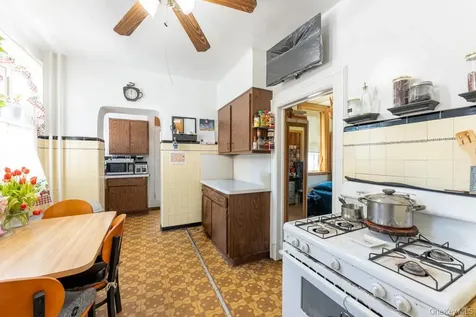 304 Lockwood Avenue New Rochelle NY 10801