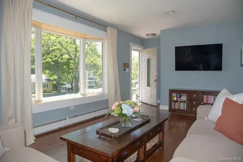 169 N Magnolia Street Pearl River NY 10965