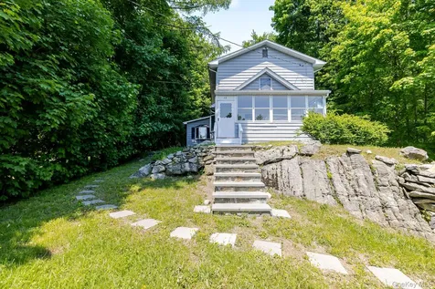 12 Bradhurst Road Carmel NY 10512