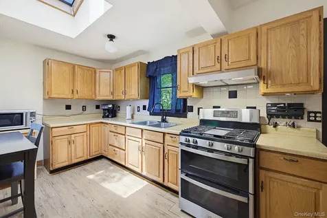 12 Bradhurst Road Carmel NY 10512