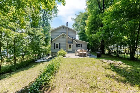 12 Bradhurst Road Carmel NY 10512