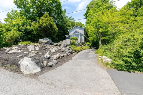 12 Bradhurst Road Carmel NY 10512
