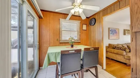 190 Sylvester Street Westbury NY 11590