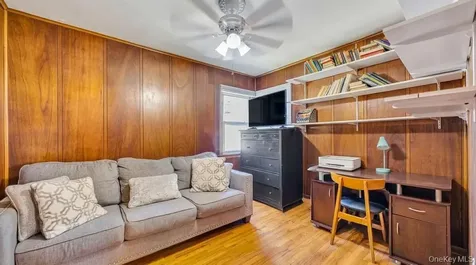 190 Sylvester Street Westbury NY 11590