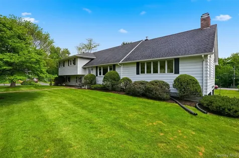 205 East Drive Hurley NY 12443