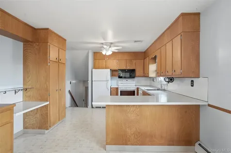 205 East Drive Hurley NY 12443
