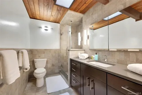 65 Holly Place Briarcliff Manor NY 10510