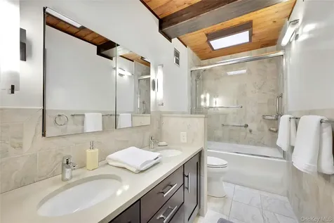65 Holly Place Briarcliff Manor NY 10510