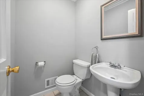 79 N Healy Avenue Hartsdale NY 10530