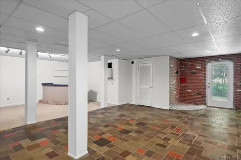 79 N Healy Avenue Hartsdale NY 10530