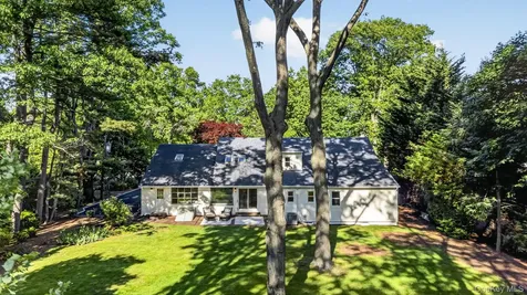 220 Cherry Valley Avenue Garden City NY 11530