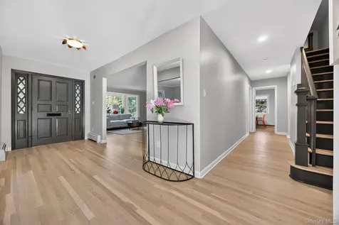 220 Cherry Valley Avenue Garden City NY 11530
