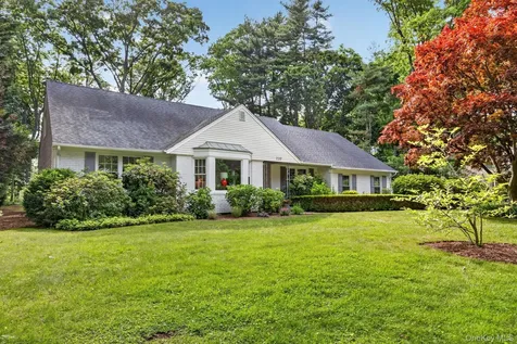 220 Cherry Valley Avenue Garden City NY 11530