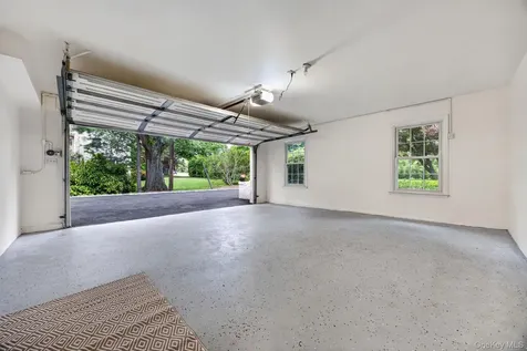 220 Cherry Valley Avenue Garden City NY 11530