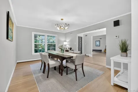 220 Cherry Valley Avenue Garden City NY 11530