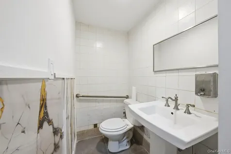 975 Mclean Avenue Yonkers NY 10704