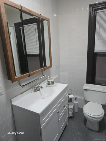 975 Mclean Avenue Yonkers NY 10704