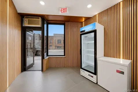 975 Mclean Avenue Yonkers NY 10704
