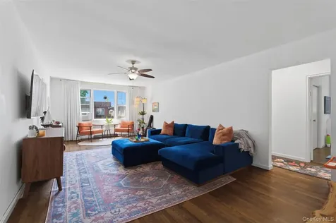 14 Soundview Avenue White Plains NY 10606