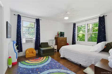 14 Soundview Avenue White Plains NY 10606