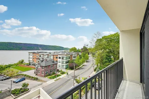 1120 Warburton Avenue Yonkers NY 10701