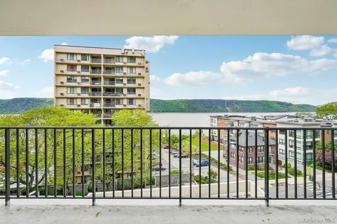 1120 Warburton Avenue Yonkers NY 10701