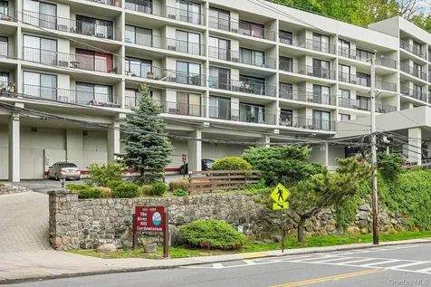 1120 Warburton Avenue Yonkers NY 10701