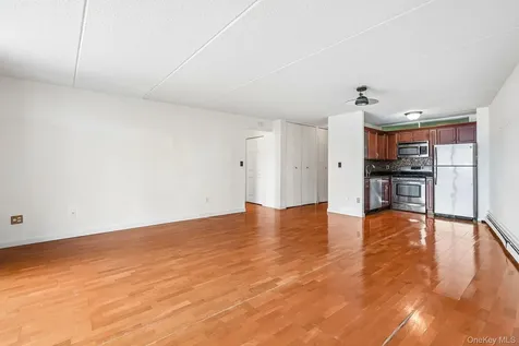 1120 Warburton Avenue Yonkers NY 10701