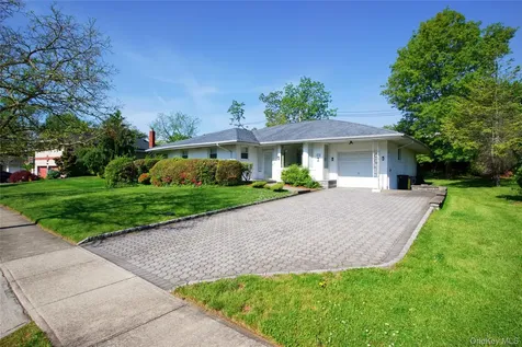 11 Hazelwood Drive Jericho NY 11753