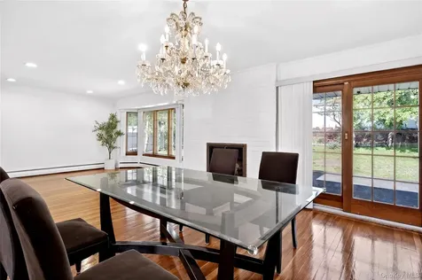 11 Hazelwood Drive Jericho NY 11753