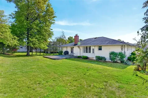 11 Hazelwood Drive Jericho NY 11753