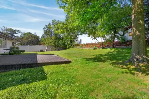 11 Hazelwood Drive Jericho NY 11753