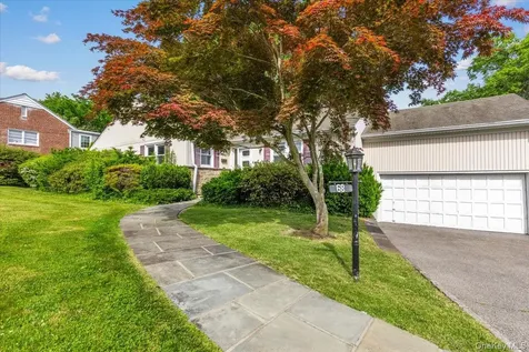 68 Brendon Hill Road Scarsdale NY 10583