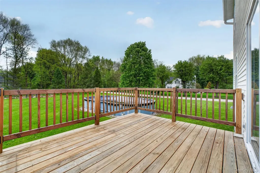 129 Moonlight Drive Stormville NY 12582