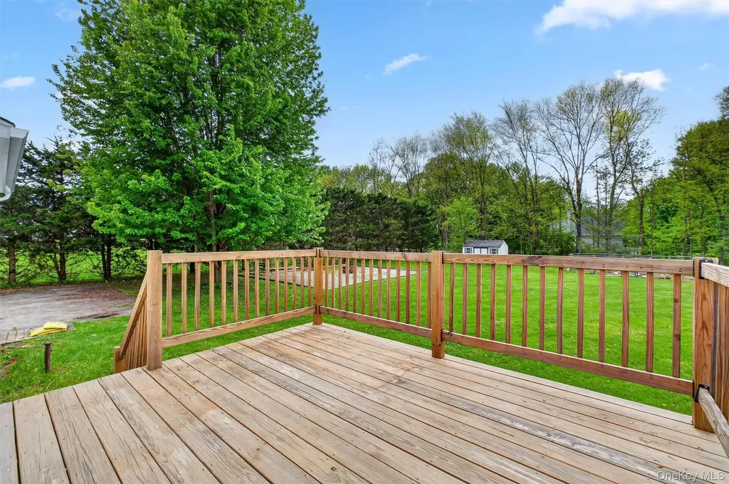 129 Moonlight Drive Stormville NY 12582