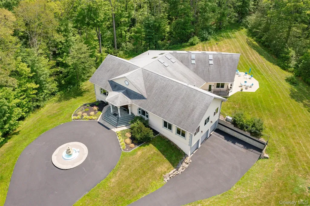 126 Old Hopewell Road Wappingers Falls NY 12590