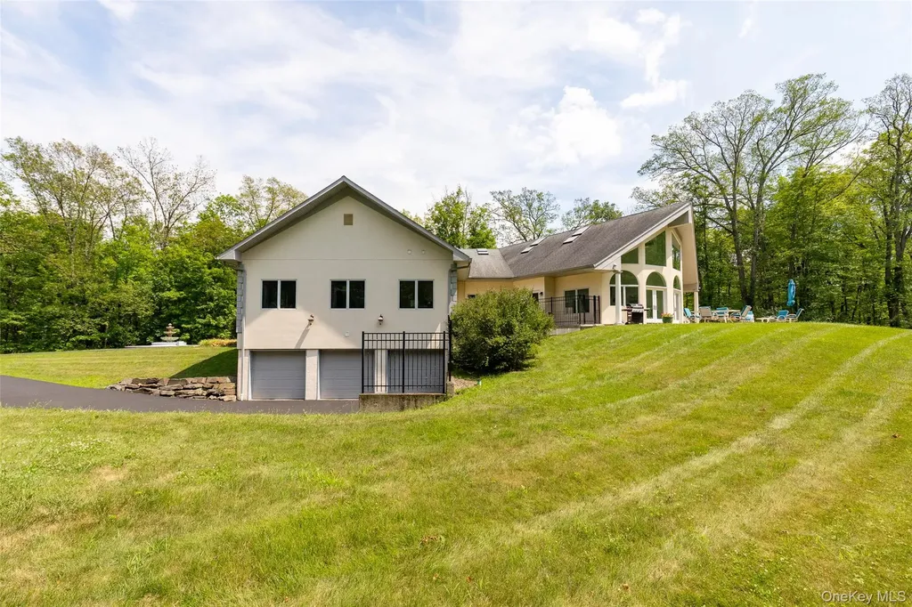 126 Old Hopewell Road Wappingers Falls NY 12590