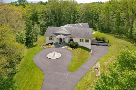 126 Old Hopewell Road Wappingers Falls NY 12590