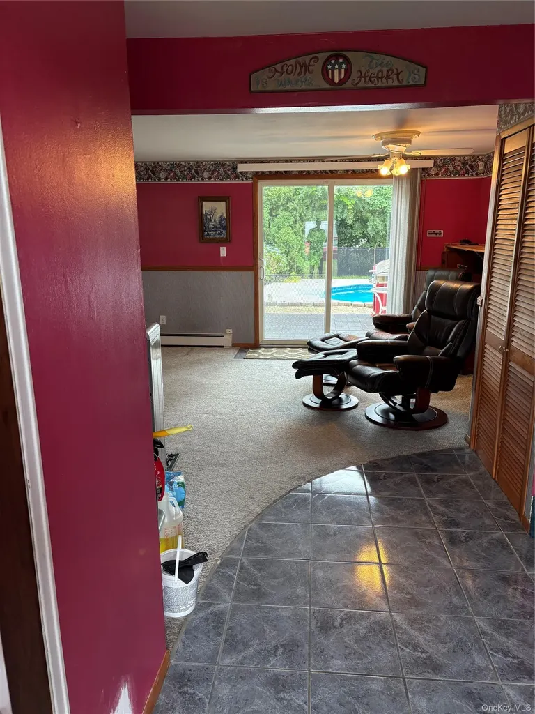 19 Estates Lane Shoreham NY 11786