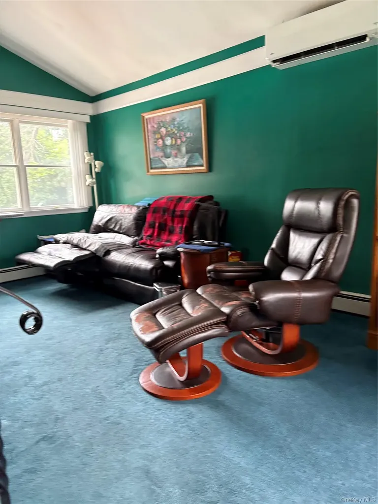 19 Estates Lane Shoreham NY 11786