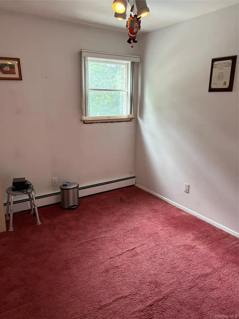 19 Estates Lane Shoreham NY 11786