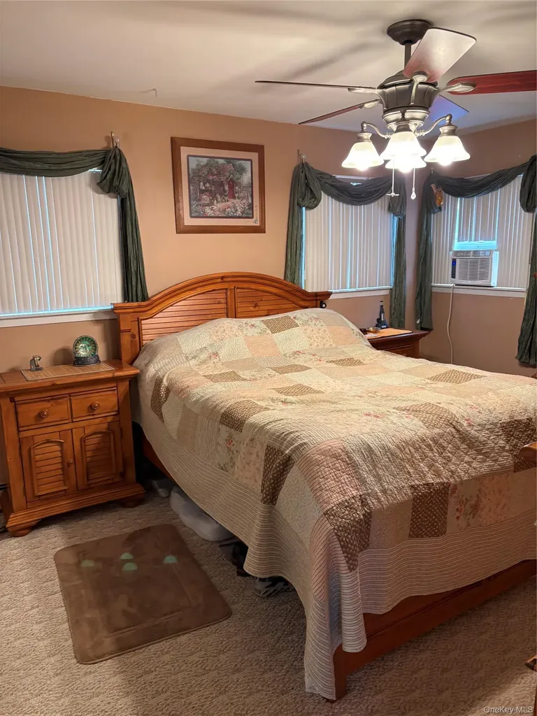 19 Estates Lane Shoreham NY 11786