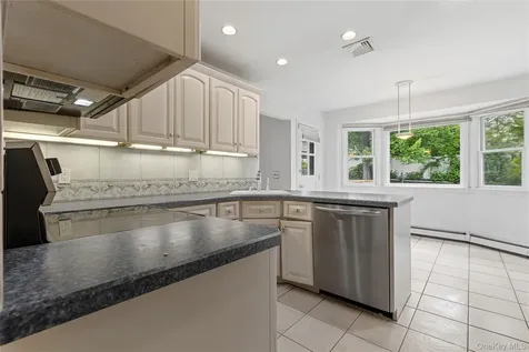 116 Union Valley Road Mahopac NY 10541