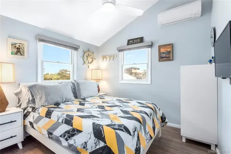 128 Walnut Walk Fair Harbor NY 11706