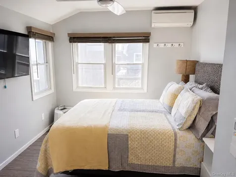 128 Walnut Walk Fair Harbor NY 11706