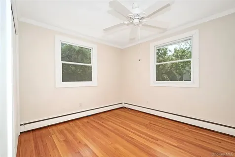 121 Parkview Place Mount Kisco NY 10549