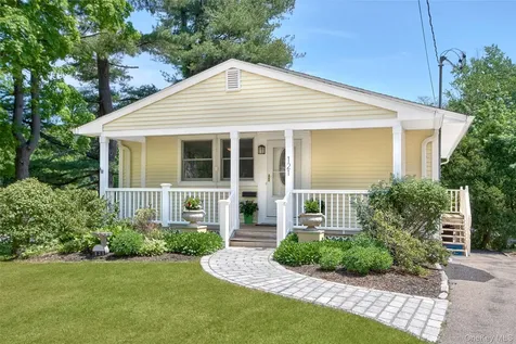 121 Parkview Place Mount Kisco NY 10549